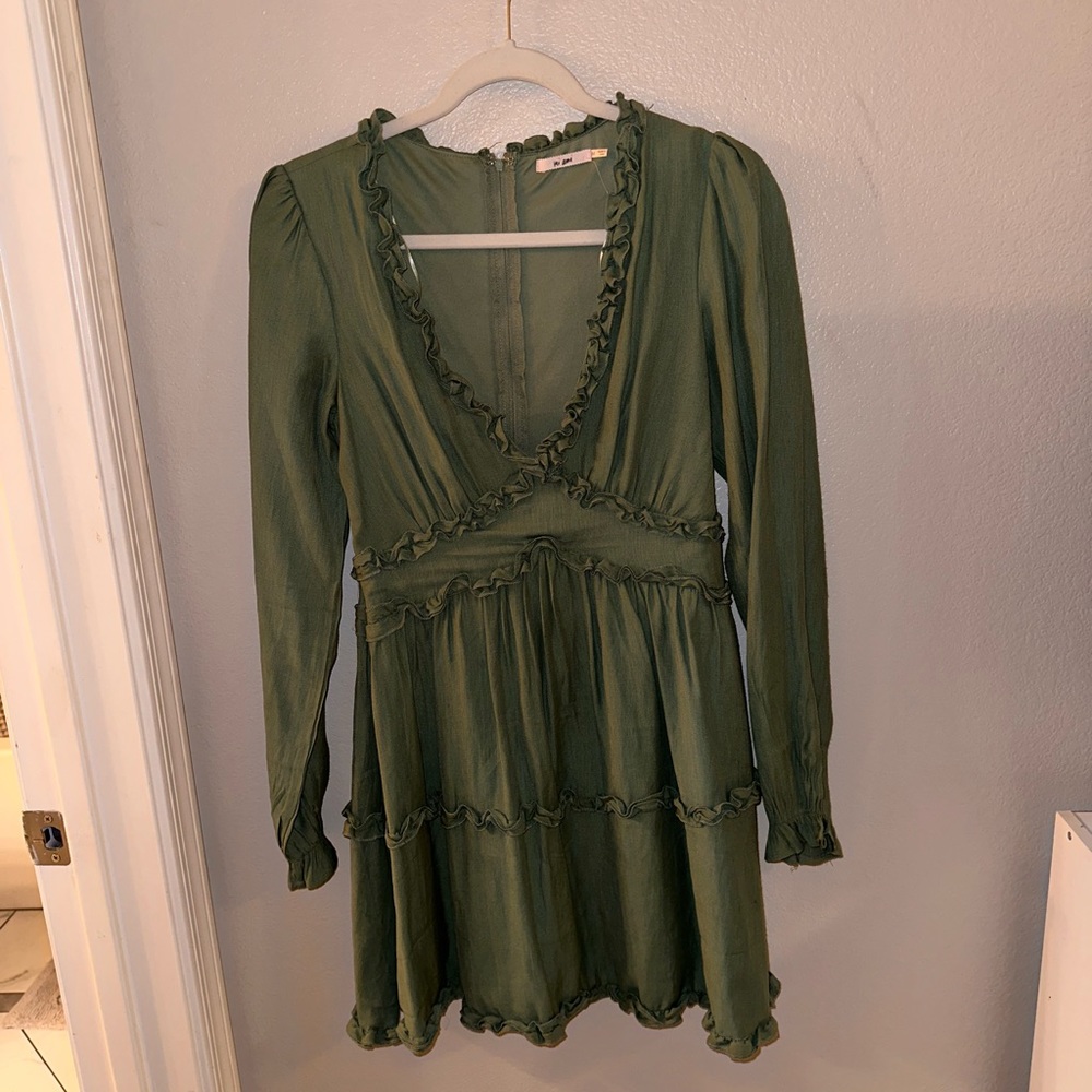 Green long sleeve dress